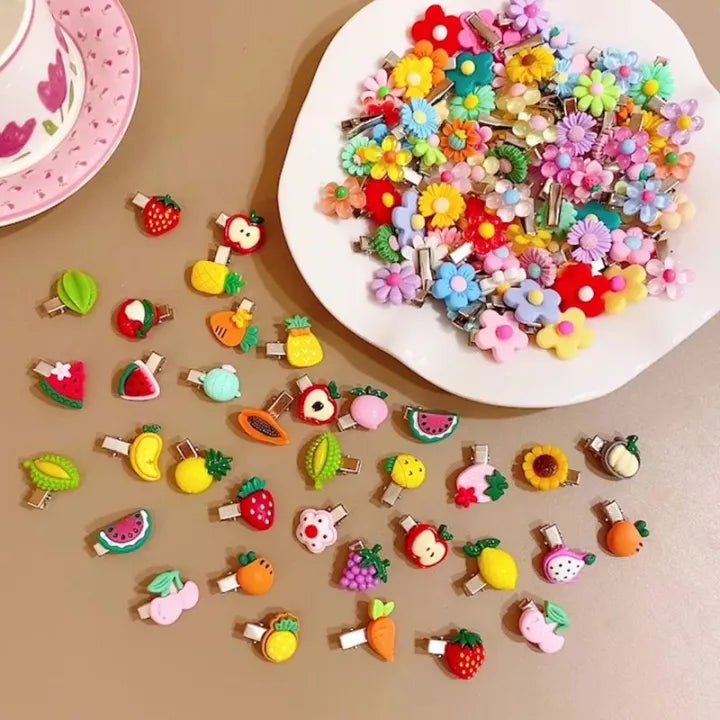 12 - Piece Trendy Korean Mini Pins for Girls – Cartoon Patterns, Casual Hair Accessories - AlifdukanAlifdukan types here :)