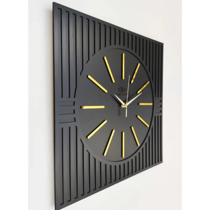 Black and Golden Metal Wall Clock - AlifdukanSmart Online Collection types here :)