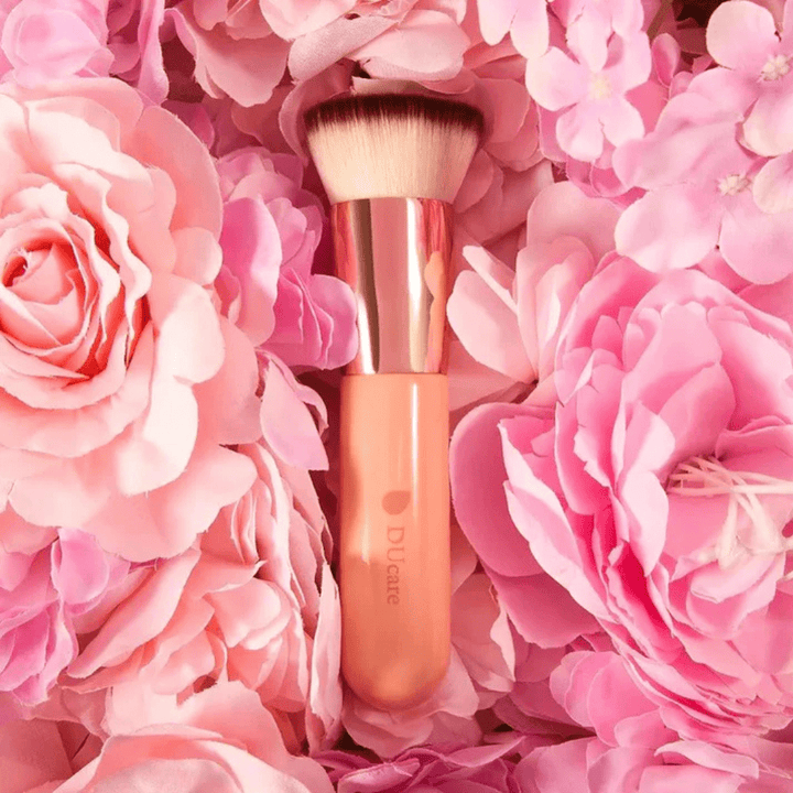 Foundation Makeup Brush – Ultimate Precision, Flawless Beauty - AlifdukanAlifdukan types here :)