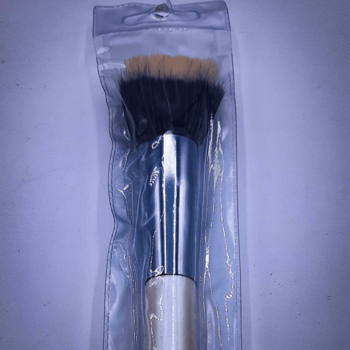 Professional Foundation Blush Makeup Brushes & Tools - AlifdukanAlifdukan types here :)