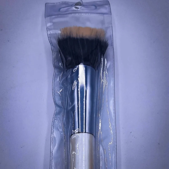 Professional Foundation Blush Makeup Brushes & Tools - AlifdukanShalalay Noor types here :)