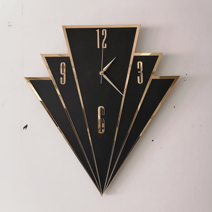 Wooden wall clock, Home Decor, Wall Art - AlifdukanAlifdukan types here :)