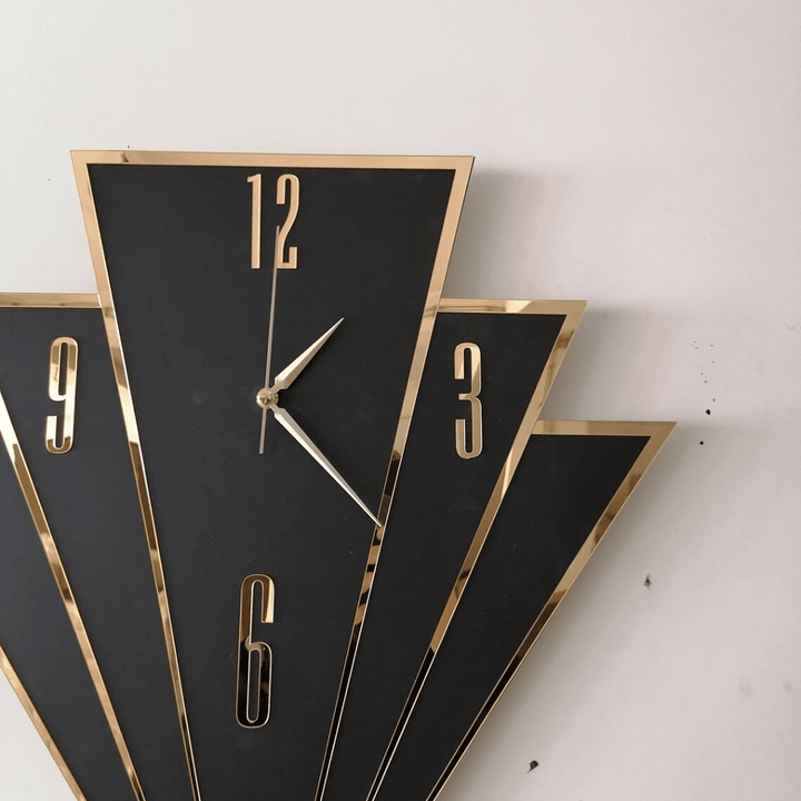 Wooden wall clock, Home Decor, Wall Art - AlifdukanAlifdukan types here :)